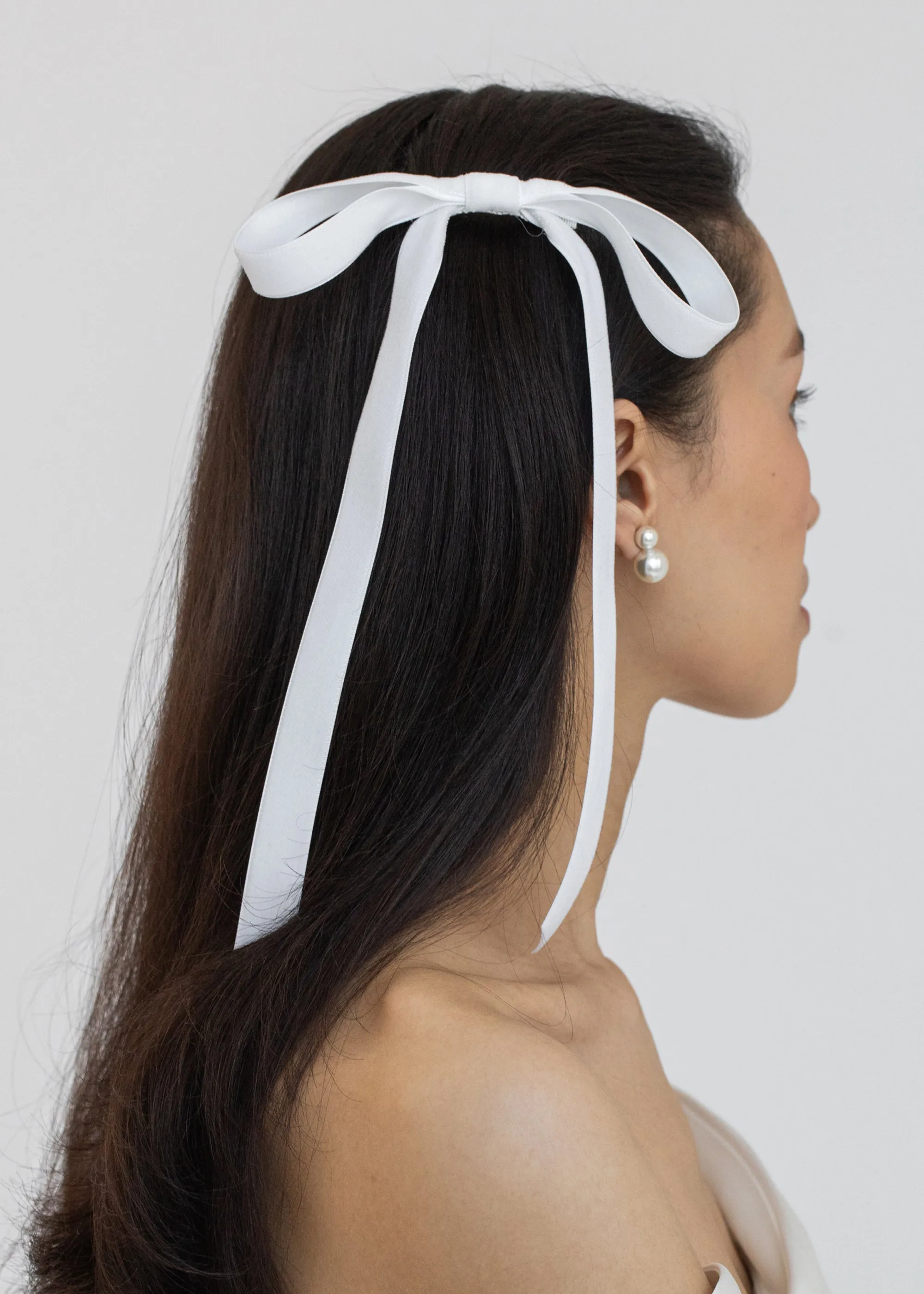 Aida Velvet Bow Barrette in Cream