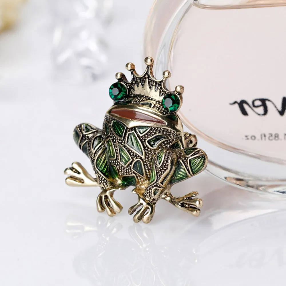AOCHEE Vintage Big Metal Rhinestone Frog Brooch Enamel Green Crown Frog Brooch Pin Jewelry Style1