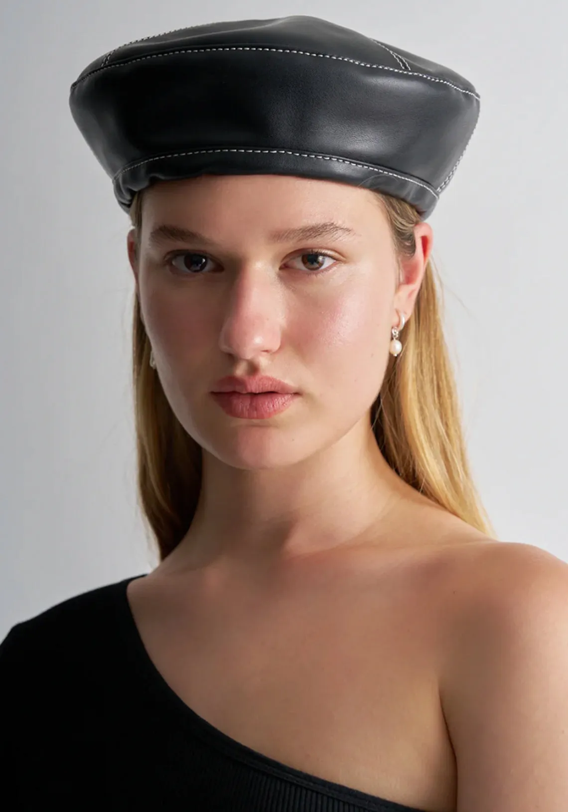 BERET BLACK