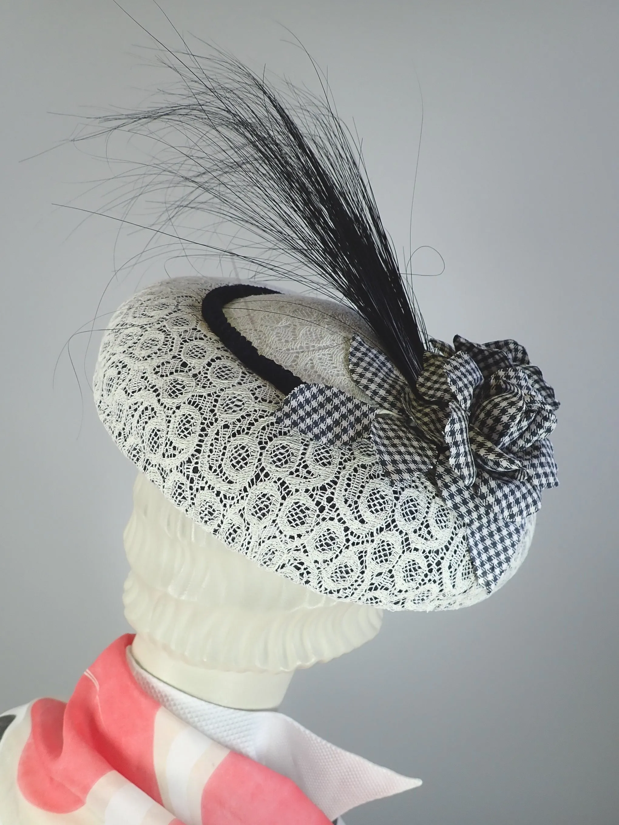 Black and white vintage lace fascinator tilt hat. Chic Church hat. Elegant Kentucky Derby lace fascinator hat.
