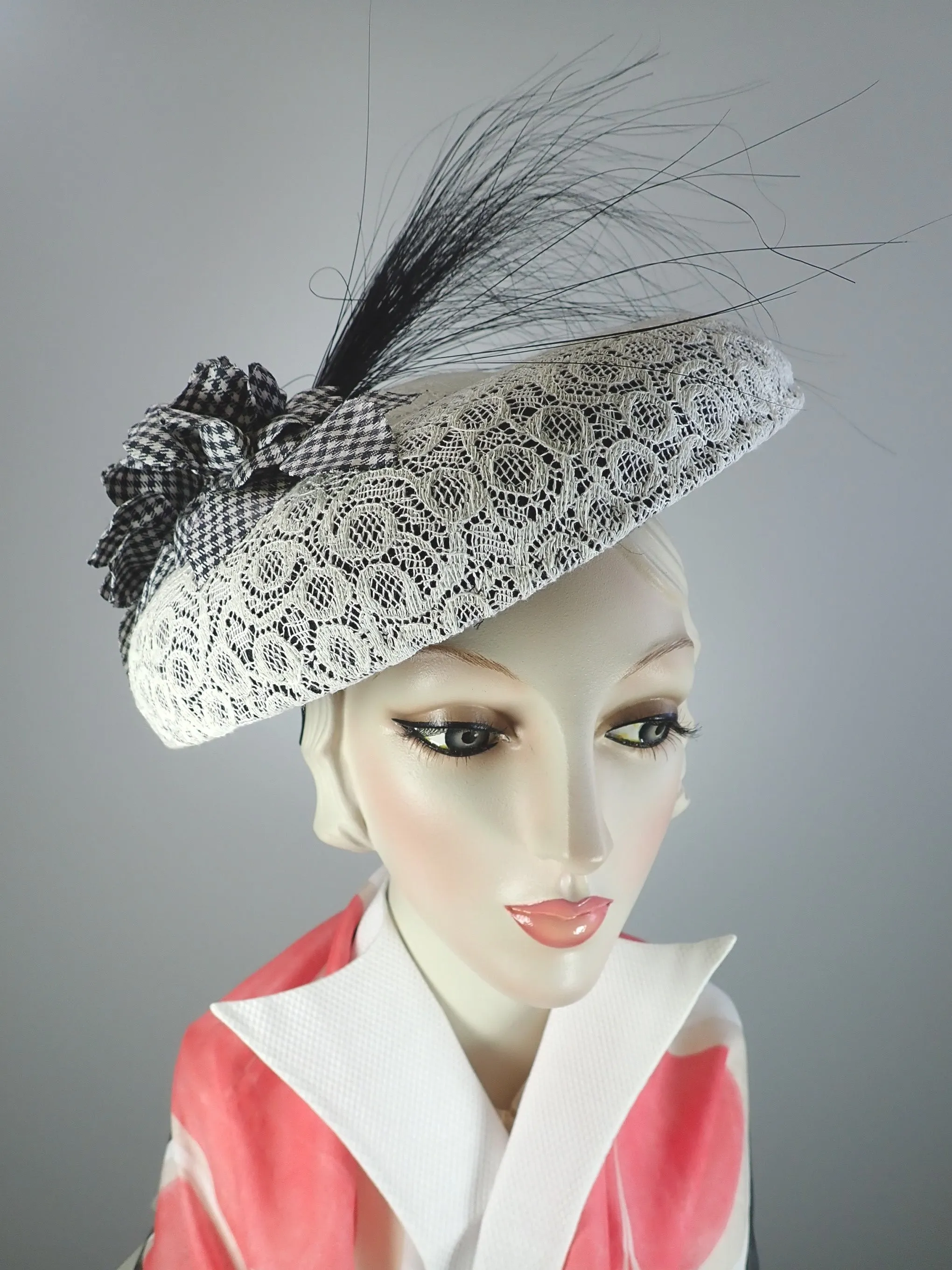 Black and white vintage lace fascinator tilt hat. Chic Church hat. Elegant Kentucky Derby lace fascinator hat.