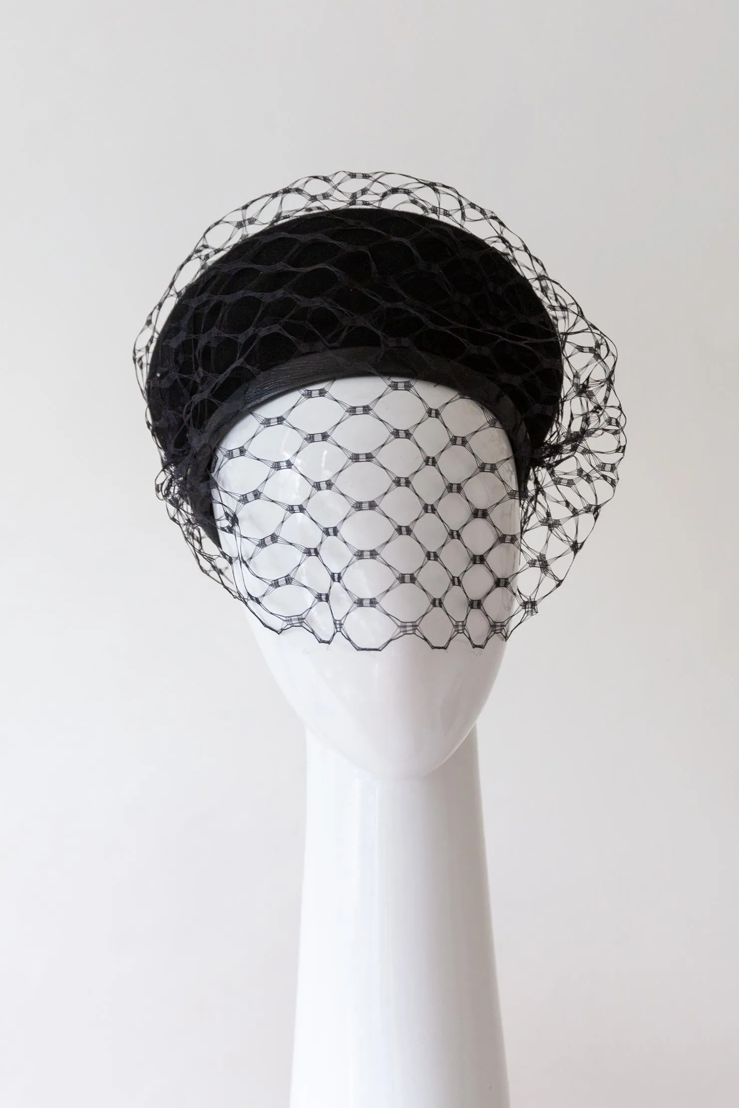Black Felt Beret with Veiling