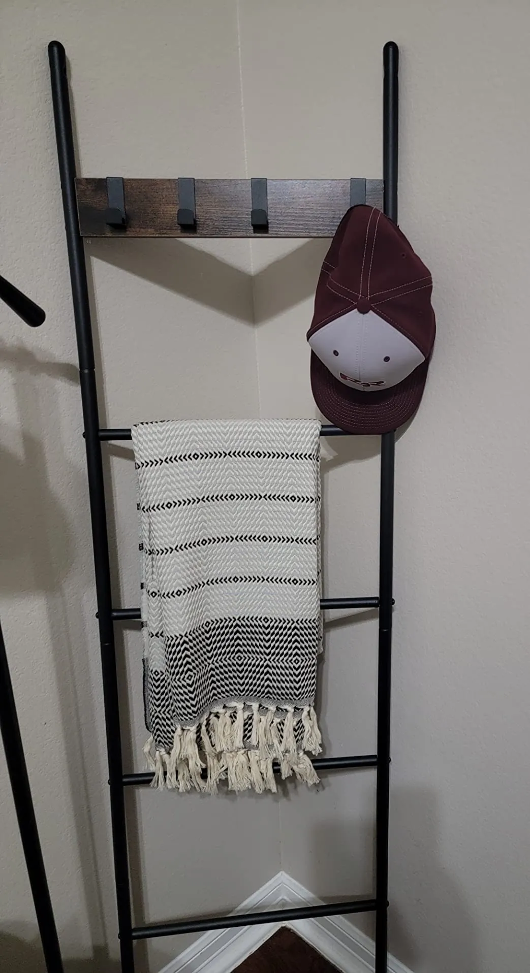 Blanket Ladder, 5-Tier Ladder Shelf, 17.3 x 63 Inches