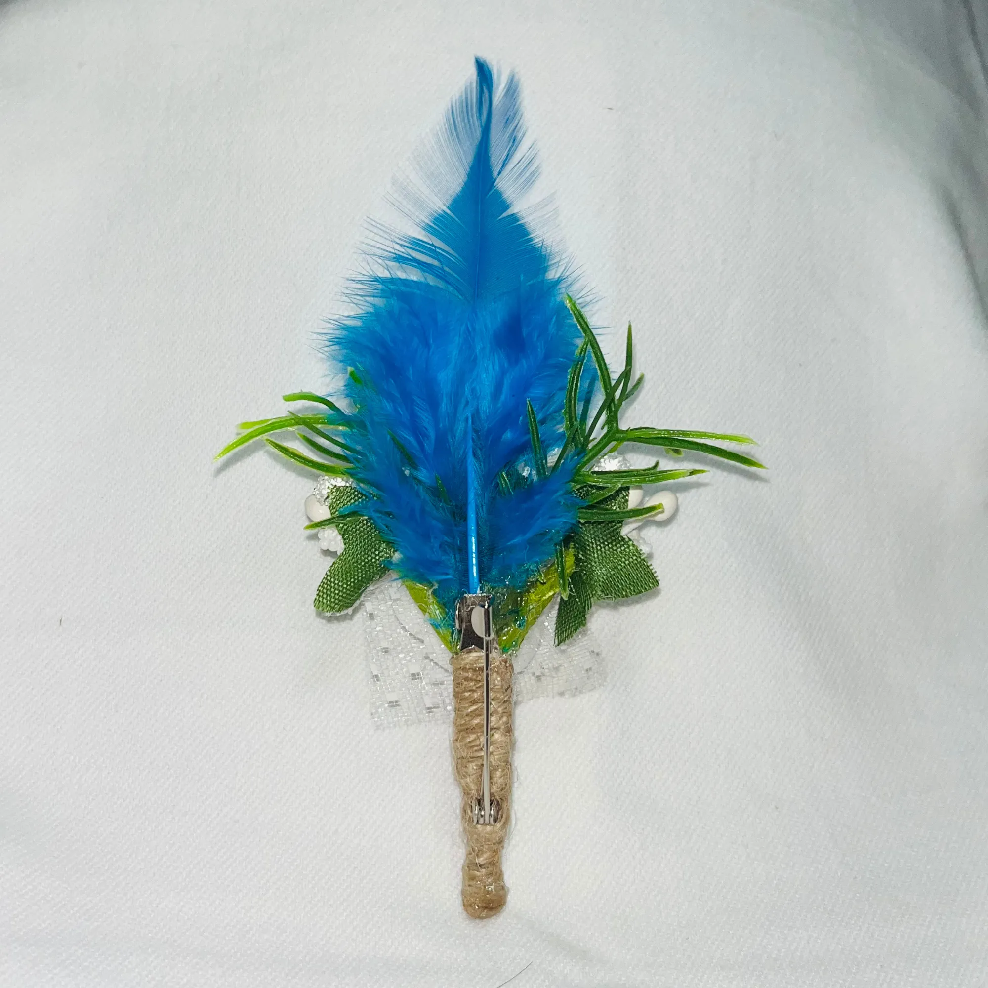 Blue & White Faux Feather Flower Brooch ( Wholesale )