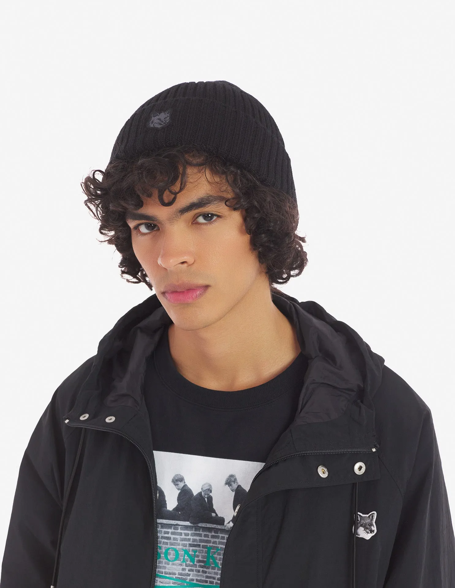 Bold Fox Head Patch Ribbed Beanie Black