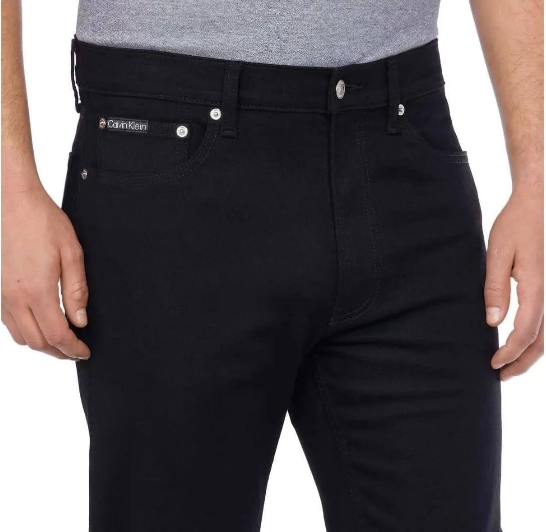 Calvin Klein Men's Slim Straight Jean