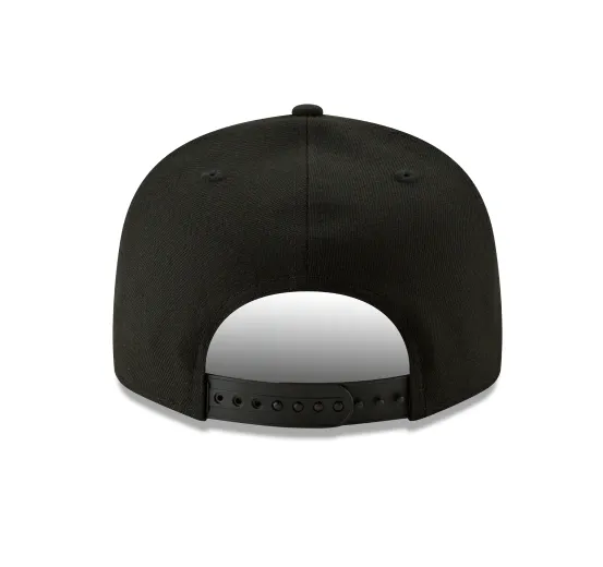 Chicago Bears New Era Black On Black Primary Logo Basic 9FIFTY Adjustable Hat - Black