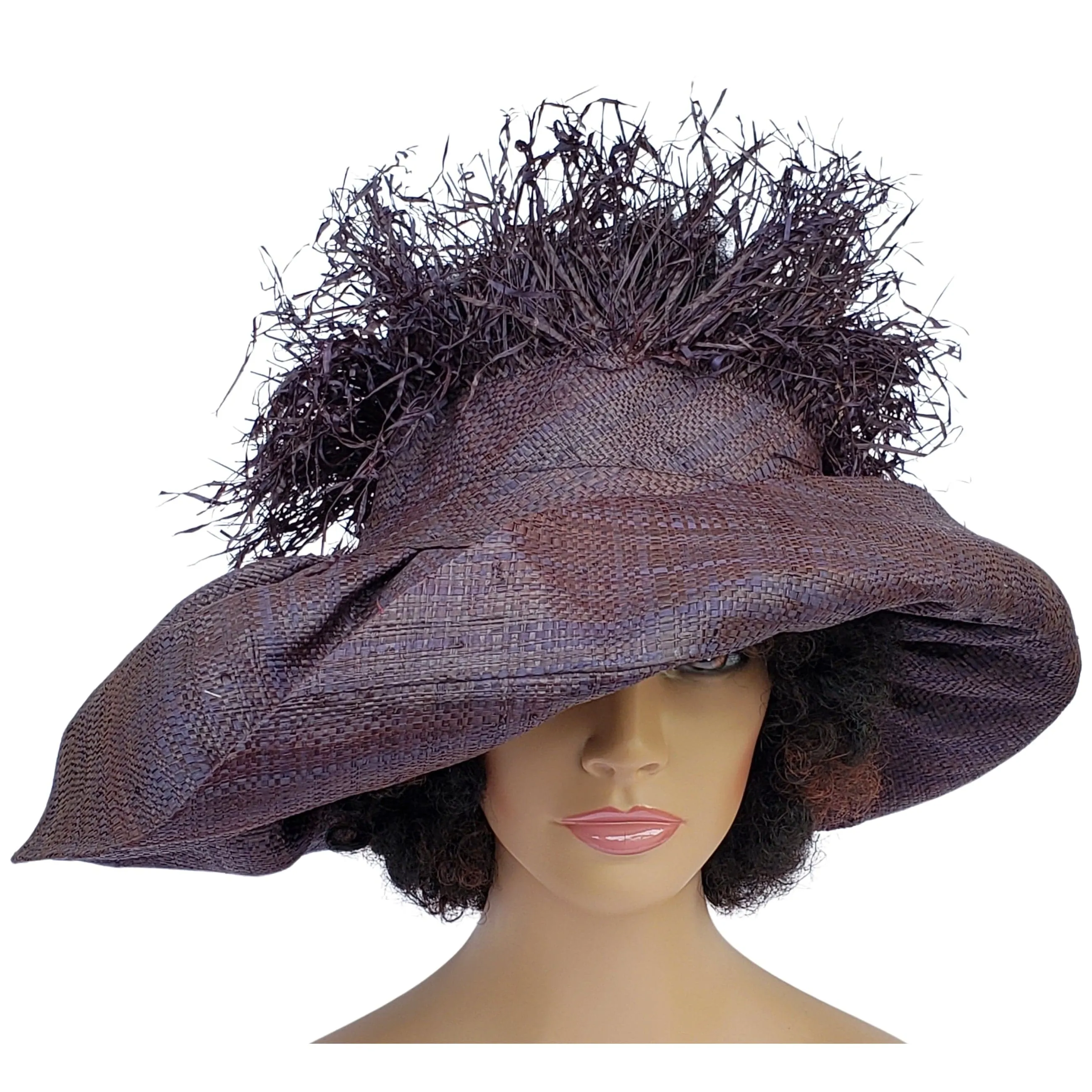 Chidinna: Madagascar Big Brim Crown Out Raffia Sun Hat