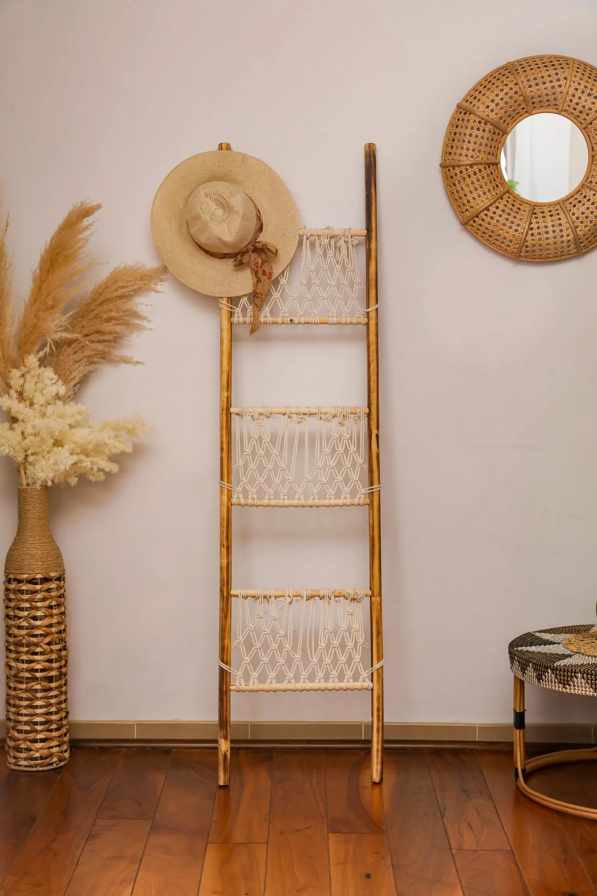 Décor Towel stand steps ladder