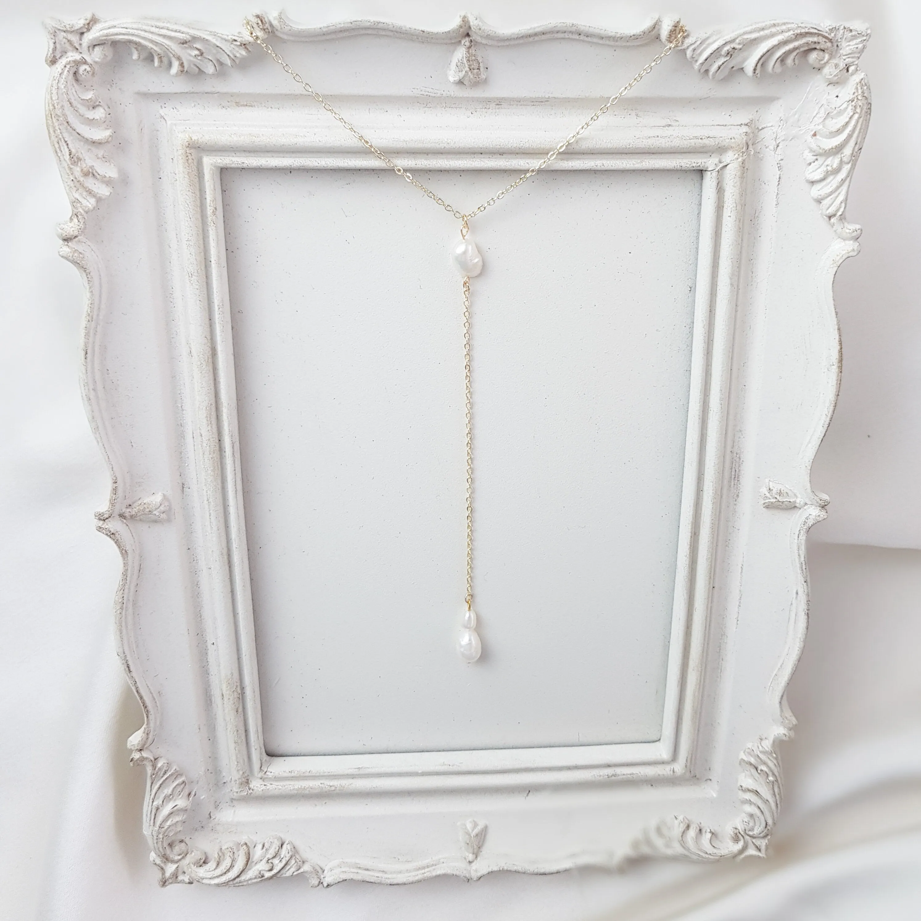 Freshwater pearl bridal lariat necklace, Gold pearl drop wedding necklace, Dainty elegant necklace, Y necklace, Jewellery for brides