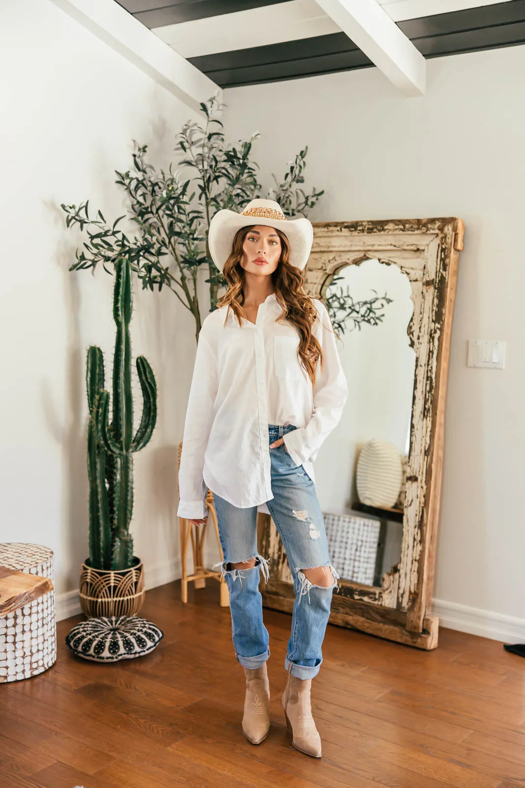 GB ORIGINAL!! The “Beth Dutton” Chain Banded Suede Hat in Ivory