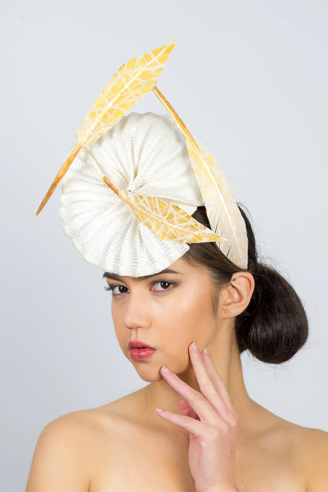 GEORGIA: Pleated Straw Platter Hat with Gold Feathers