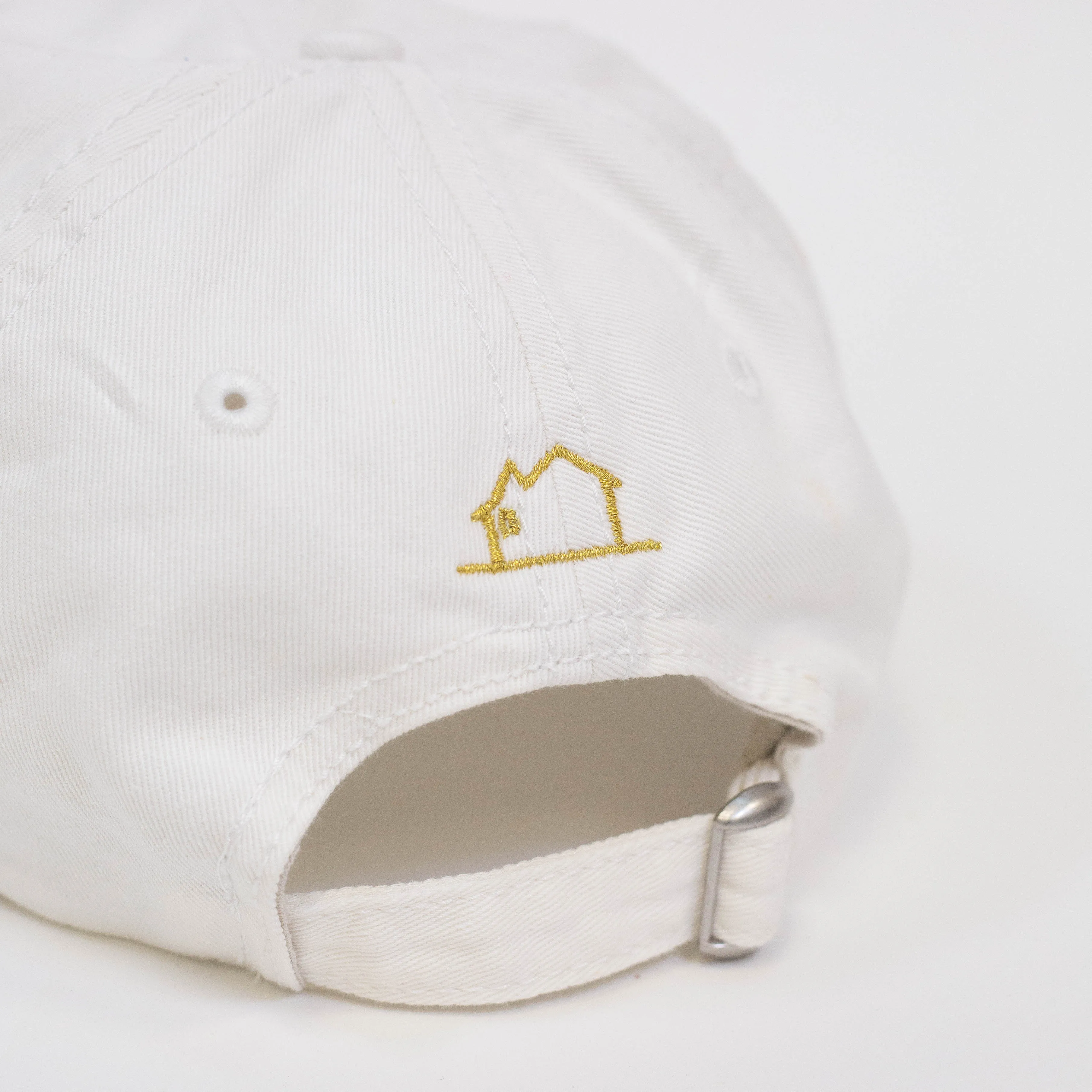 Good Neighbour Dad Hat (White)