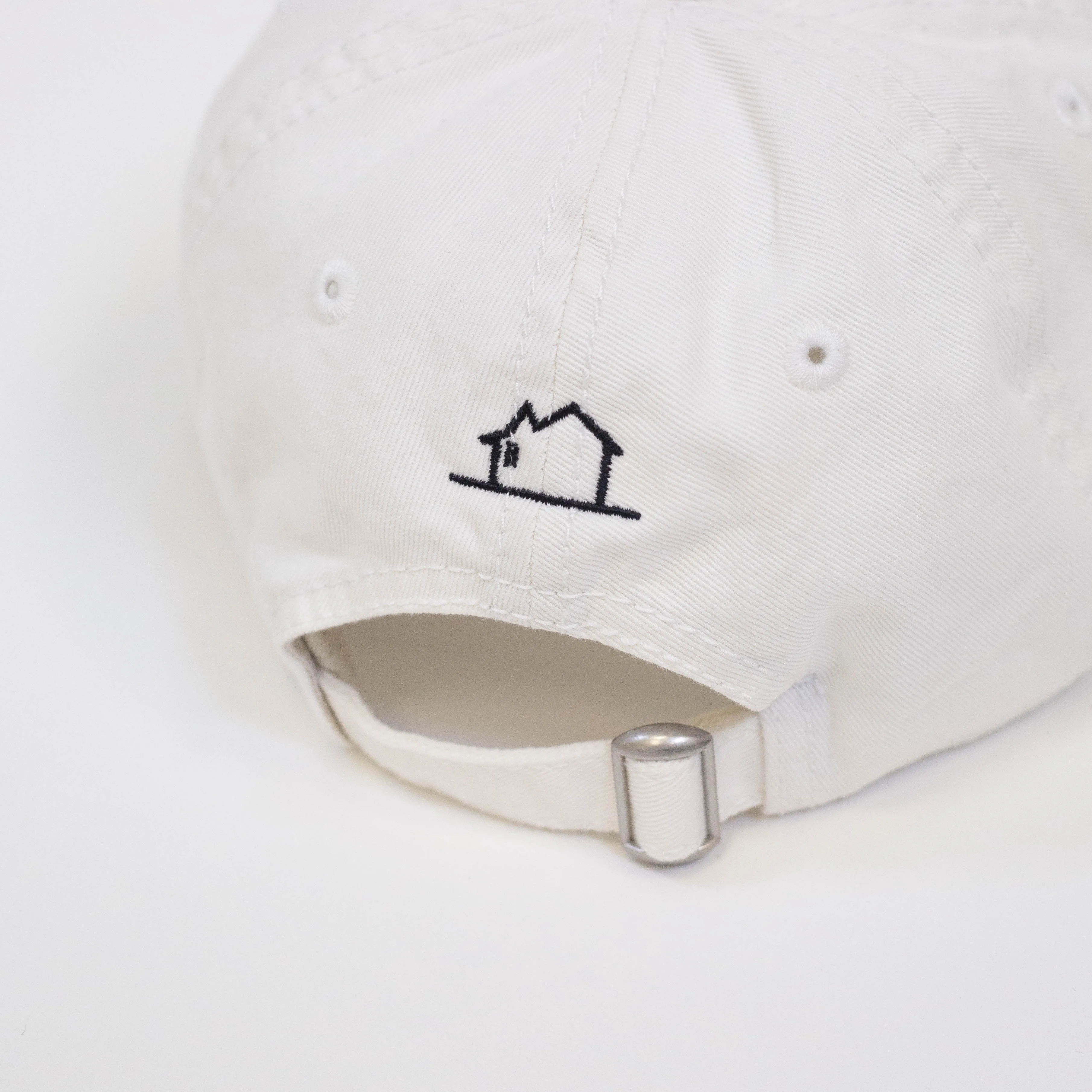Good Neighbour Dad Hat (White)