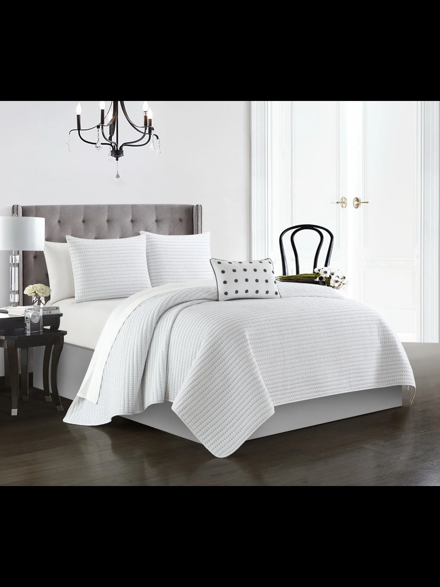 Hayden Queen-Size 4-Piece Quilt Set - NY&C x Chic Home