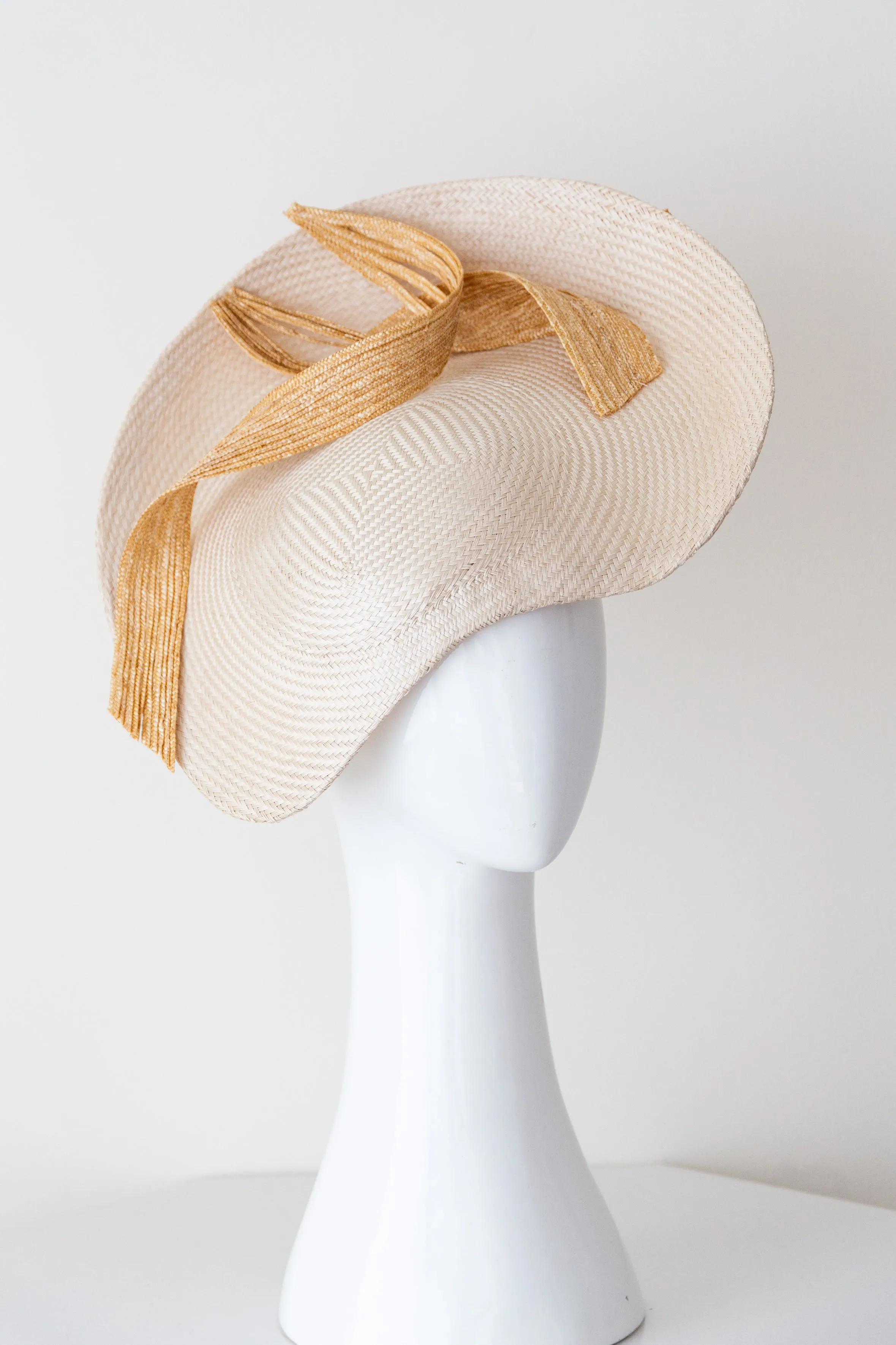 Ivory Platter with Natural Braid Swirls