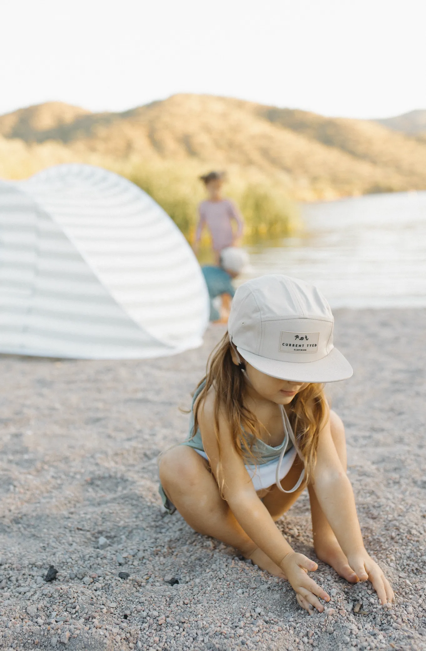Kids Sun Hat 5 Panel Waterproof Snapback: Sketched Floral