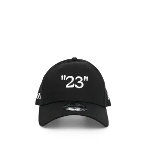 Kit Capsule Cap in Black White