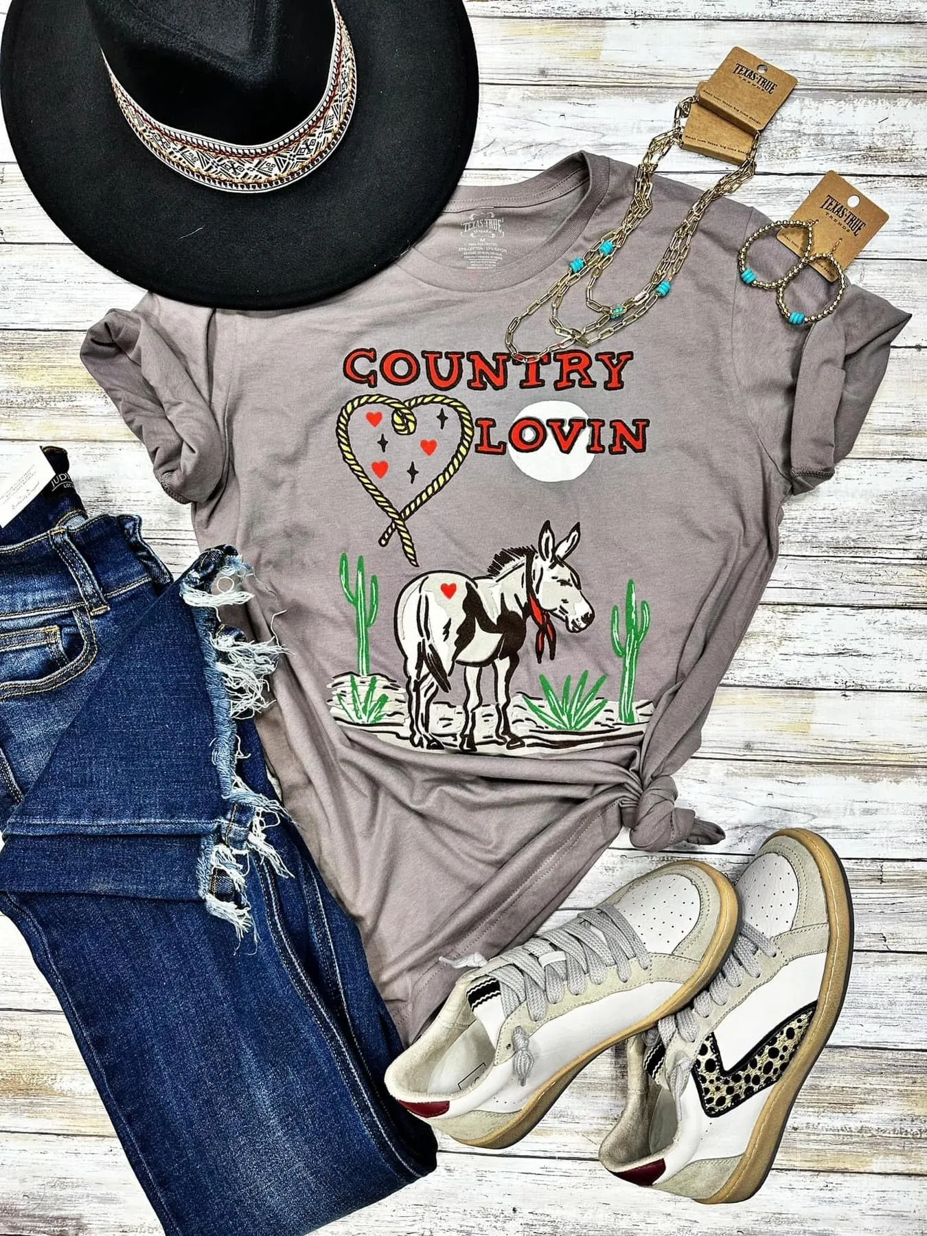 Last Call Country Lovin' Tee