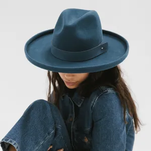 Limited Edition Maude in Vintage Blue