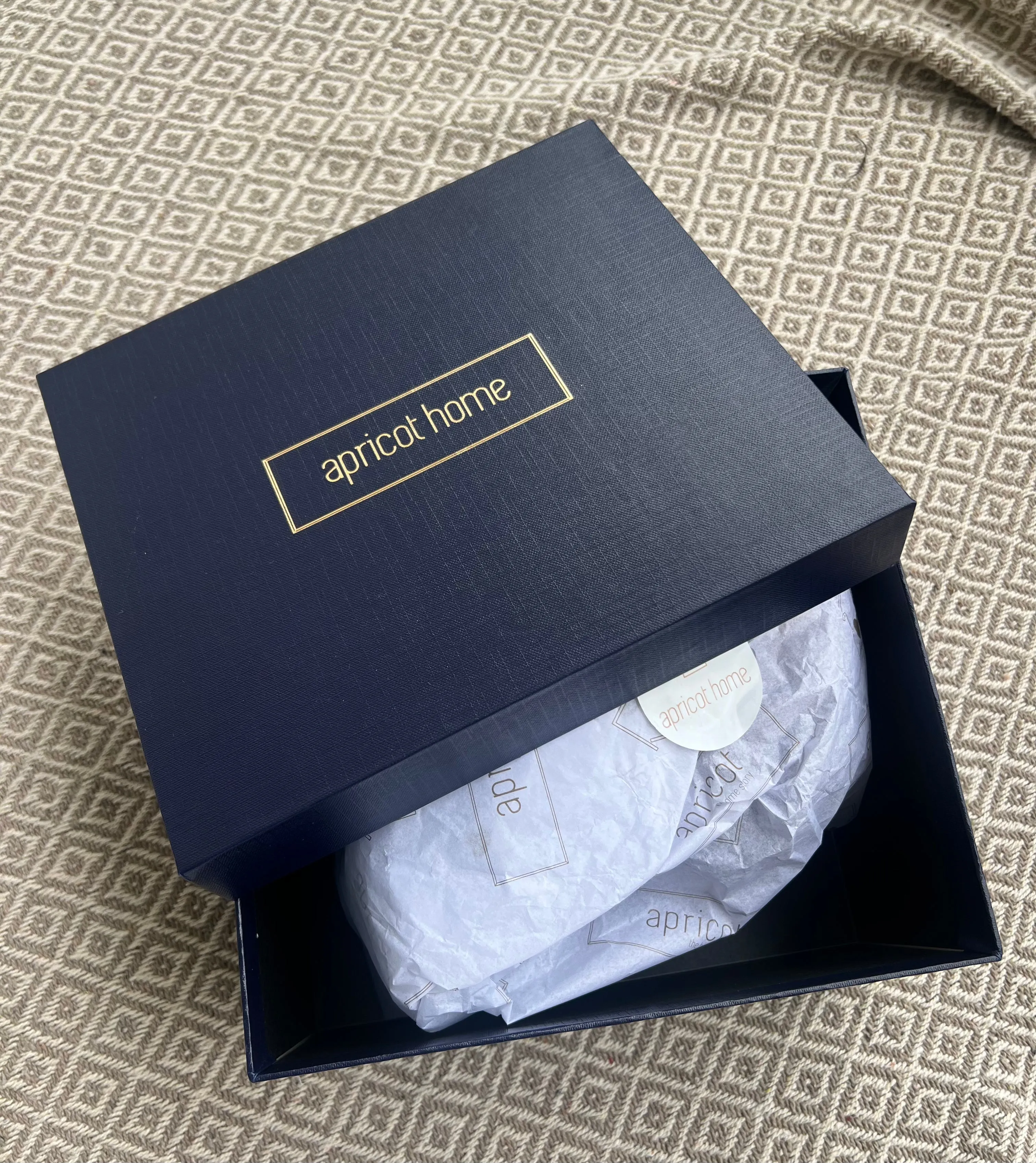 Luxurious Home Decor Gift Box