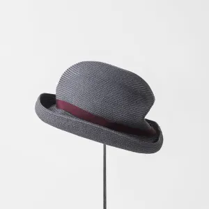 MATURE BOXED HAT CHARCOAL ROSE