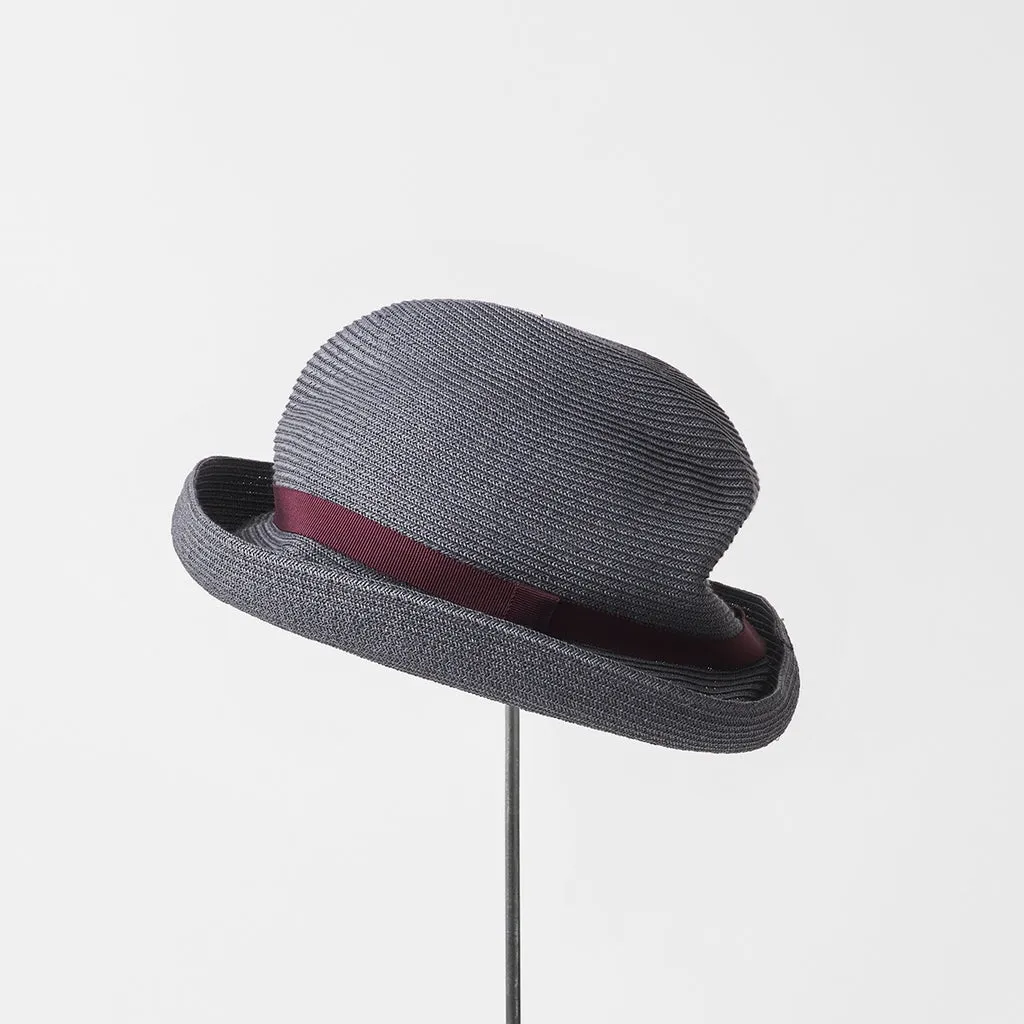 MATURE BOXED HAT CHARCOAL ROSE