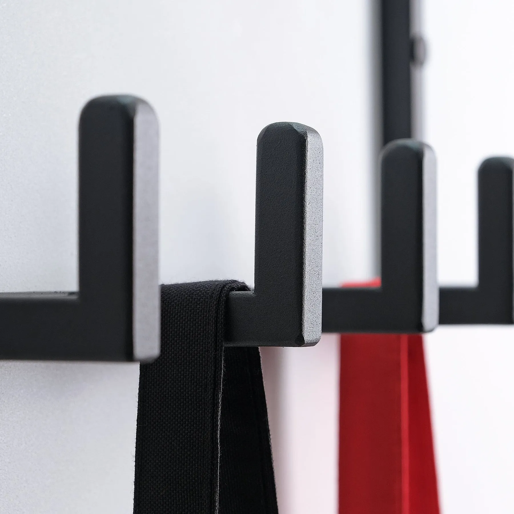 Metal Coat Rack Wall Mounted – Multi-Hook Hanging Rack for Coats, Bags & Hats – Easy Install, Rust-Resistant, Indoor & Outdoor Use