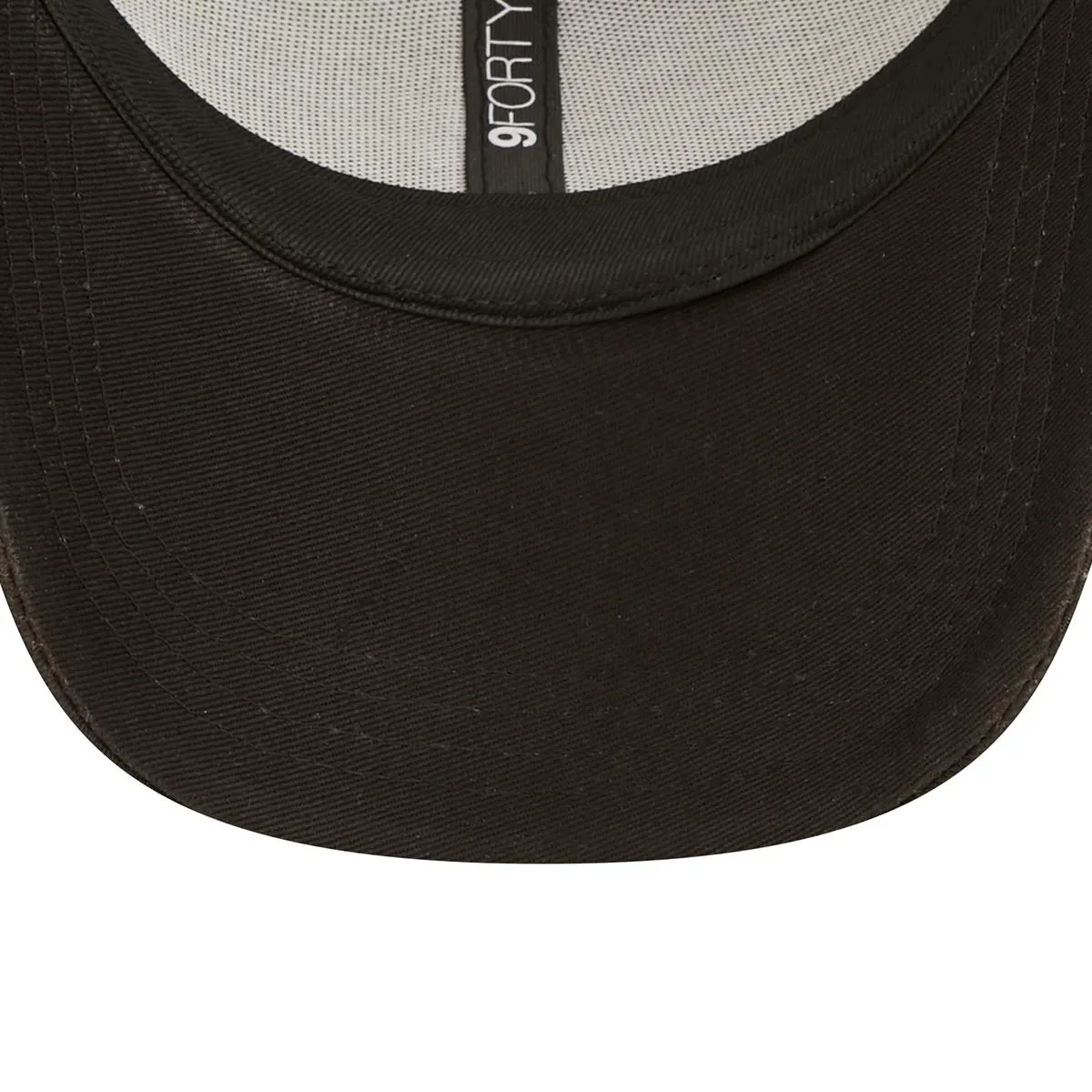 New Era NFL Men's Pittsburgh Steelers Logo Patch 9FORTY Adjustable Snapback Hat Black OSFM