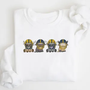 Notre Dame Fighting Irish Football Highland Cow Football Team Football Lovers Gift Unisex Crewneck Hoodie Sweatshirt