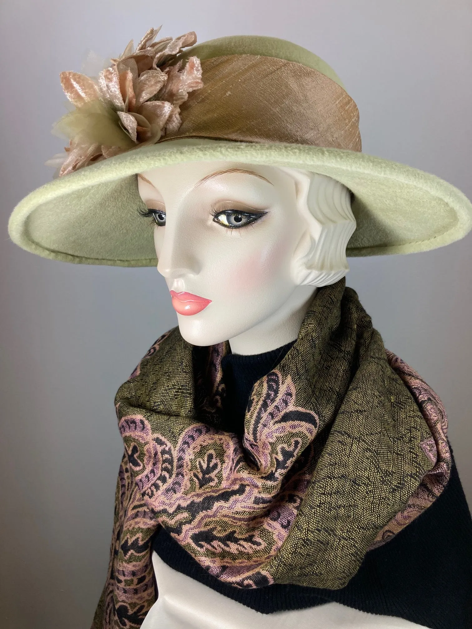 One of a kind hat. Downton Abbey style. 1920s wool hat, felt brim hat, Womens Brim Hat pistachio Green. Ladies Warm Winter Hat. Winter Hats
