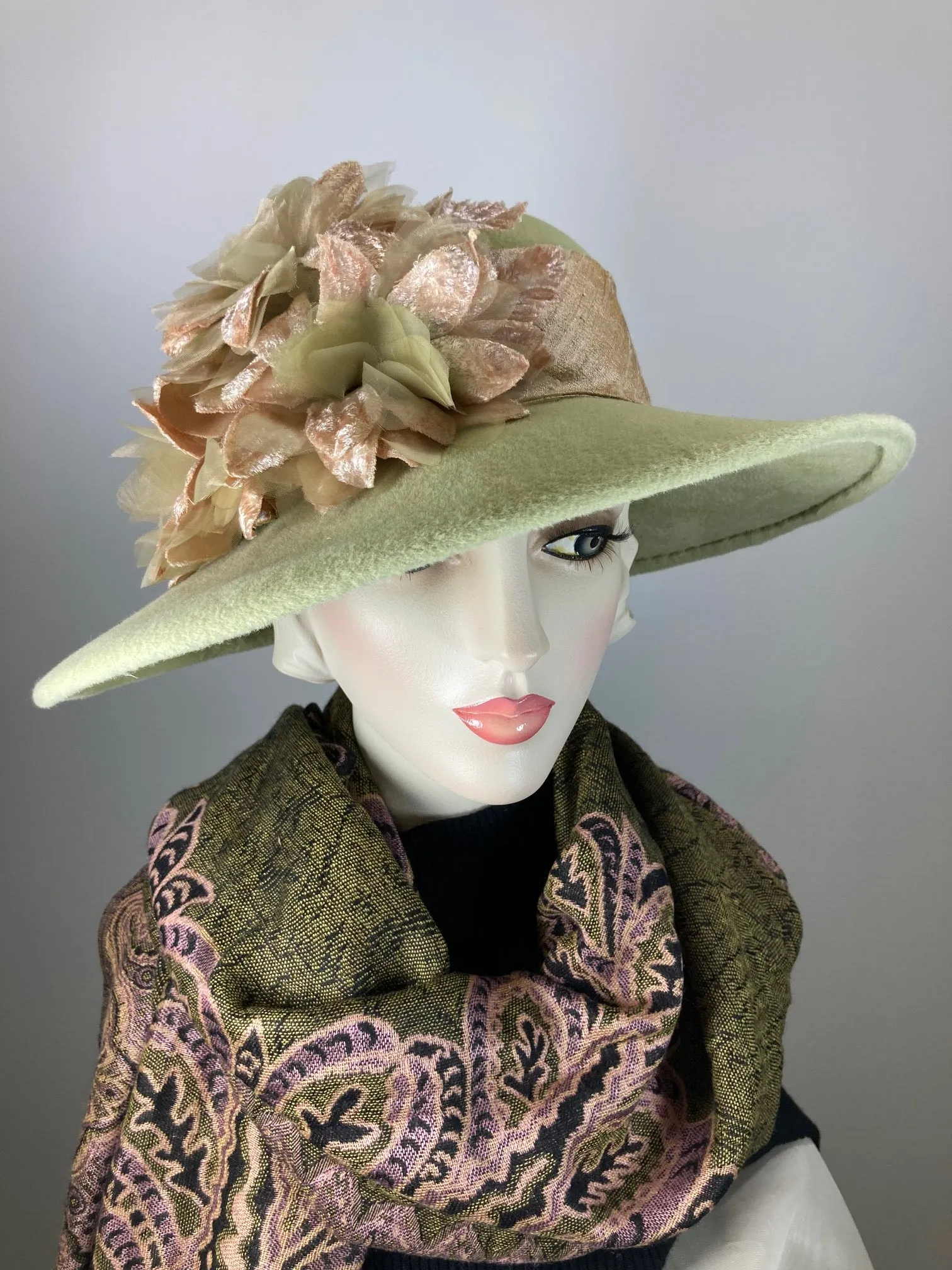 One of a kind hat. Downton Abbey style. 1920s wool hat, felt brim hat, Womens Brim Hat pistachio Green. Ladies Warm Winter Hat. Winter Hats
