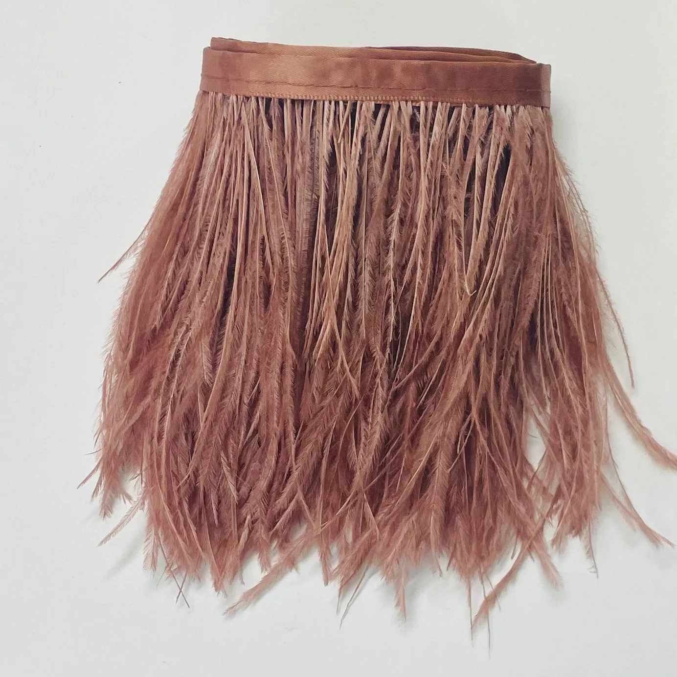 Ostrich Feathers Strung per 10cm - Vintage Pink