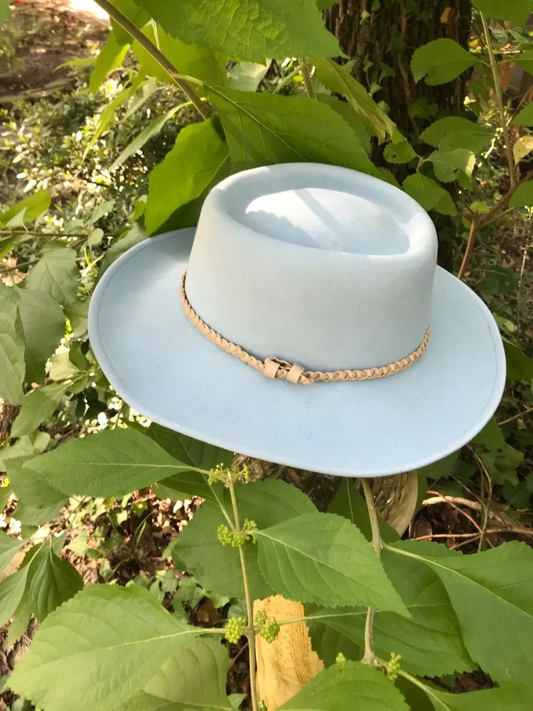 "The Vineyard Grove" Hat in Sky