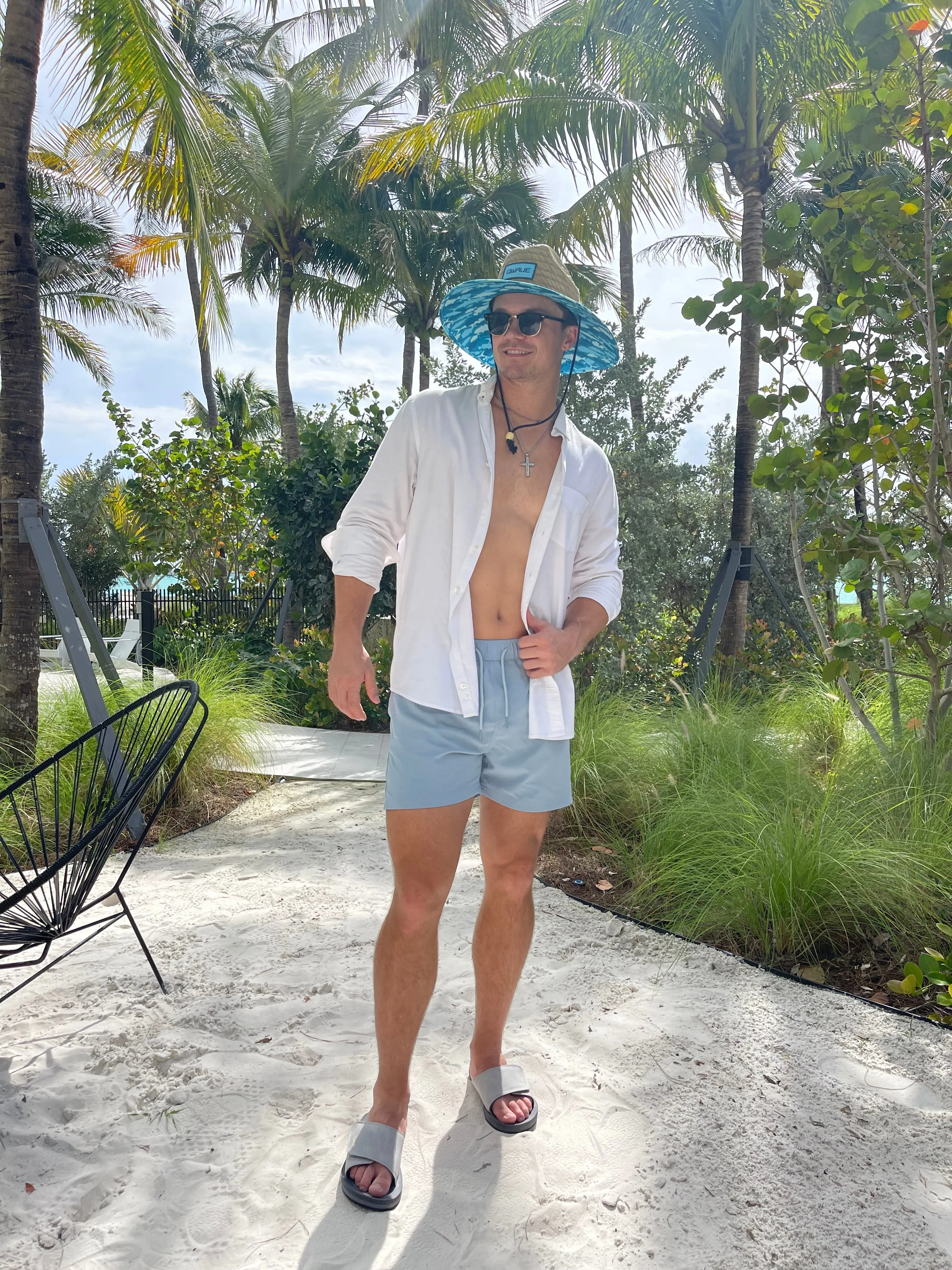 Qwave Mens and Womens Straw Hat - Cool Fishing Print Designs, Beach Gear Sun Hats for Men Protects from Summer Sun - Lifeguard Hat - Aquafish Print