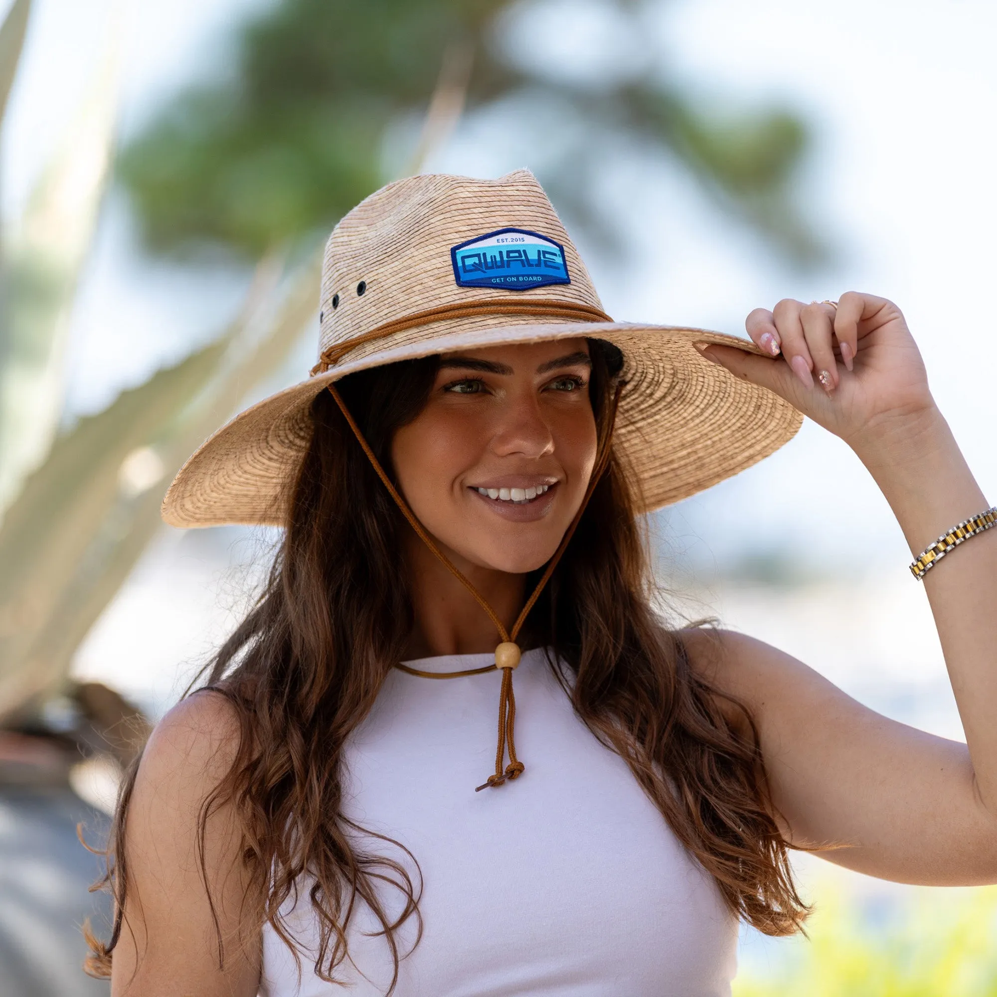 Qwave Packable Stone-Washed Straw Lifeguard Hat for Men and Women - Beach Straw Hat Protects from Summer Sun -  Ocean Blues
