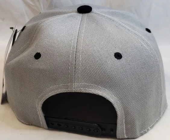 Raf -- Snapback Boston Baseball Cap -- Light Grey/Black