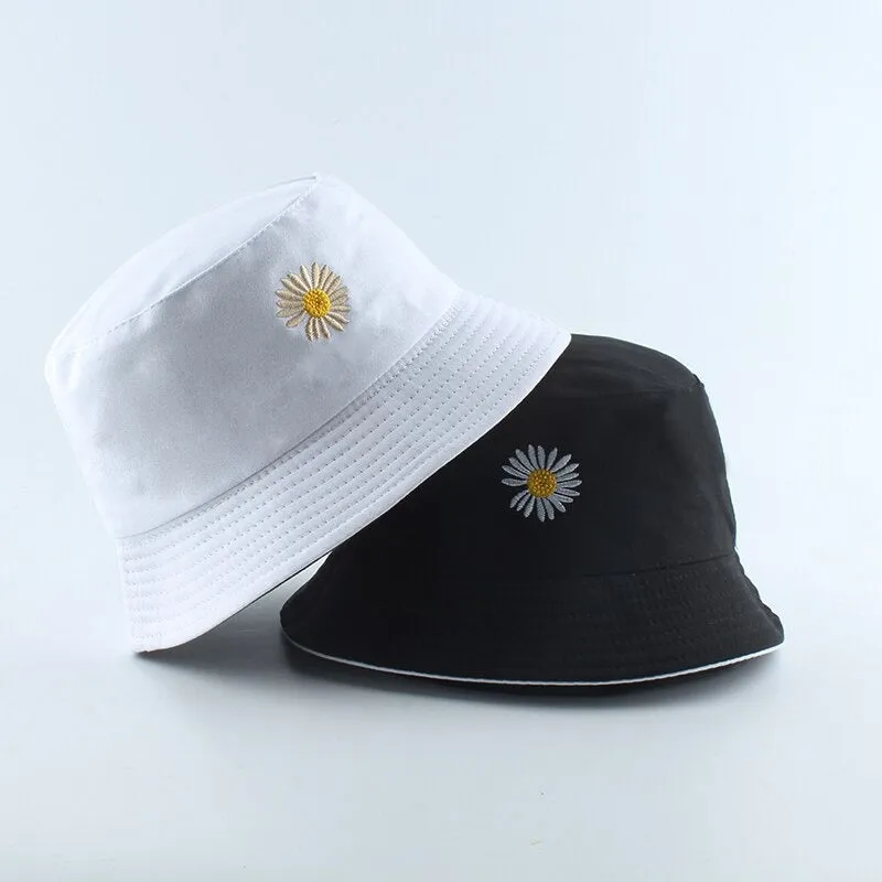Reversible Summer Daisy Flower Embroidery Outdoor Travel Bucket Hats