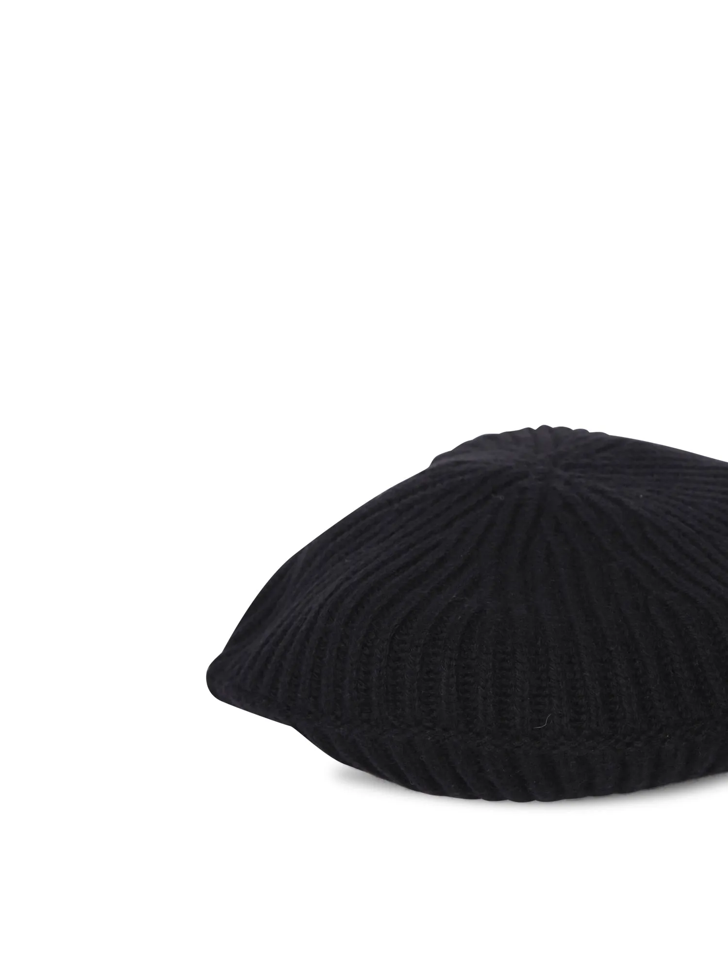 Ribbed Knit Beret in Black