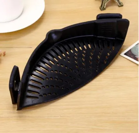 Silicone Clip-on Pot Pan Bowl Funnel Oil Strainer Creative Rice Washing Colander for Draining Liquid Fits All Pot Size | Brodtica.com