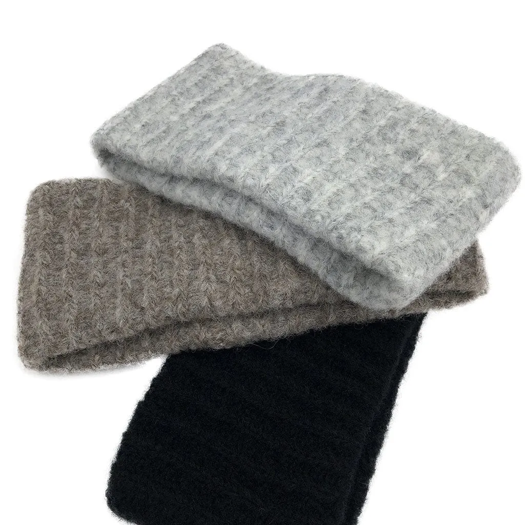 SLATE   SALT Women's Black Ribbed Alpaca Ear Warmer