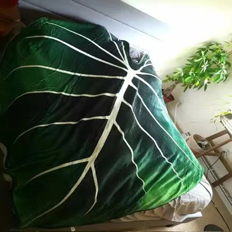 Super Soft Philodendron Gloriosum Printed Green Leaves Giant Blanket Fleece Cozy Leaf Blanket | Brodtica.com