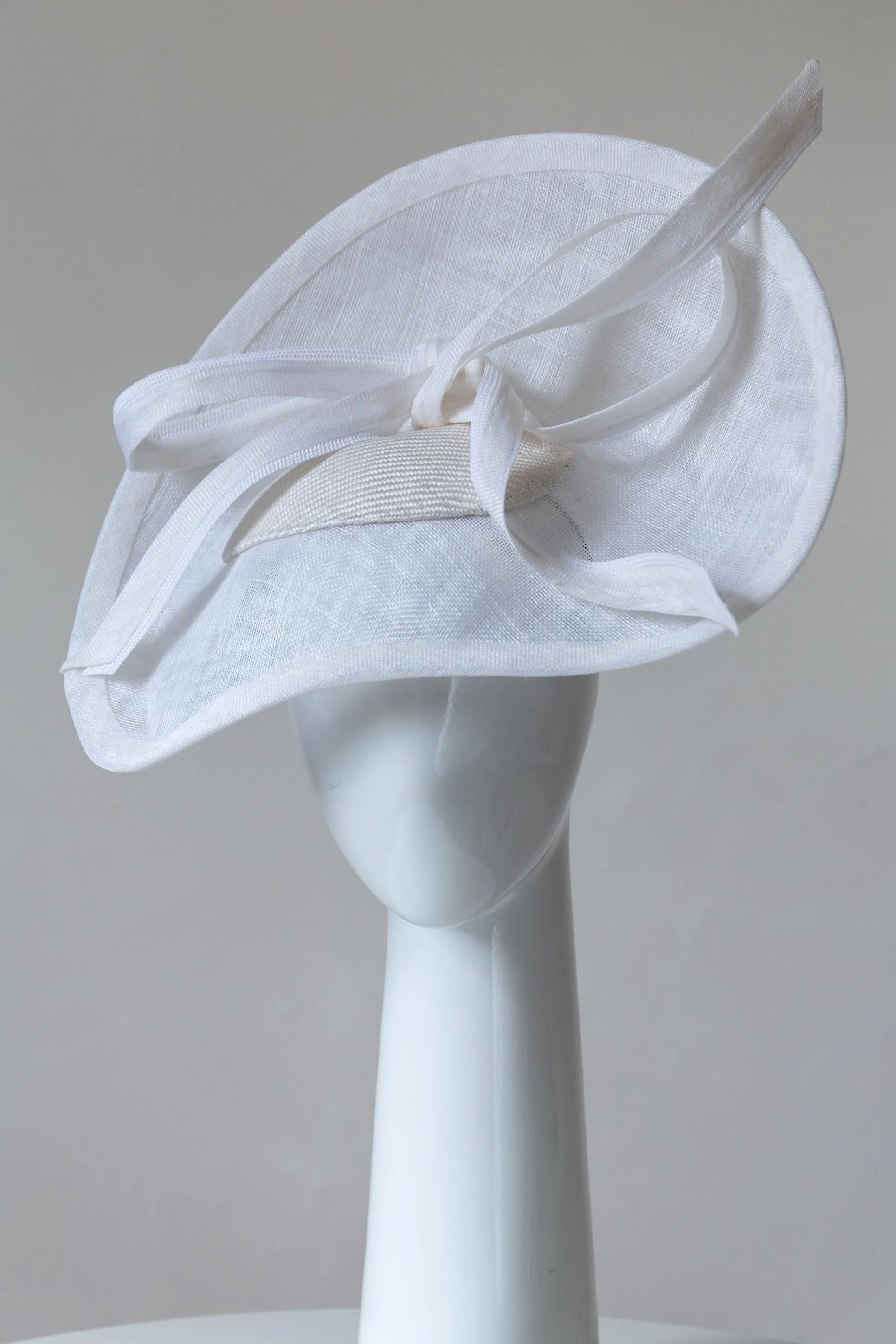 Sweeping White Platter with Bow