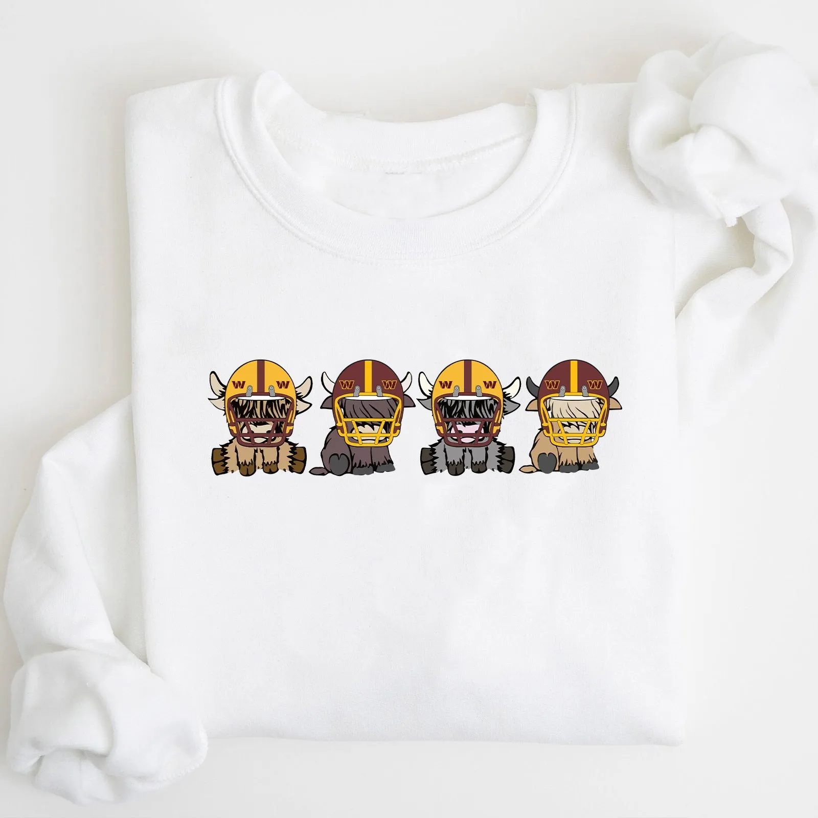 Washington Commanders Highland Cow Football Team Football Lovers Gift Unisex Crewneck Hoodie Sweatshirt