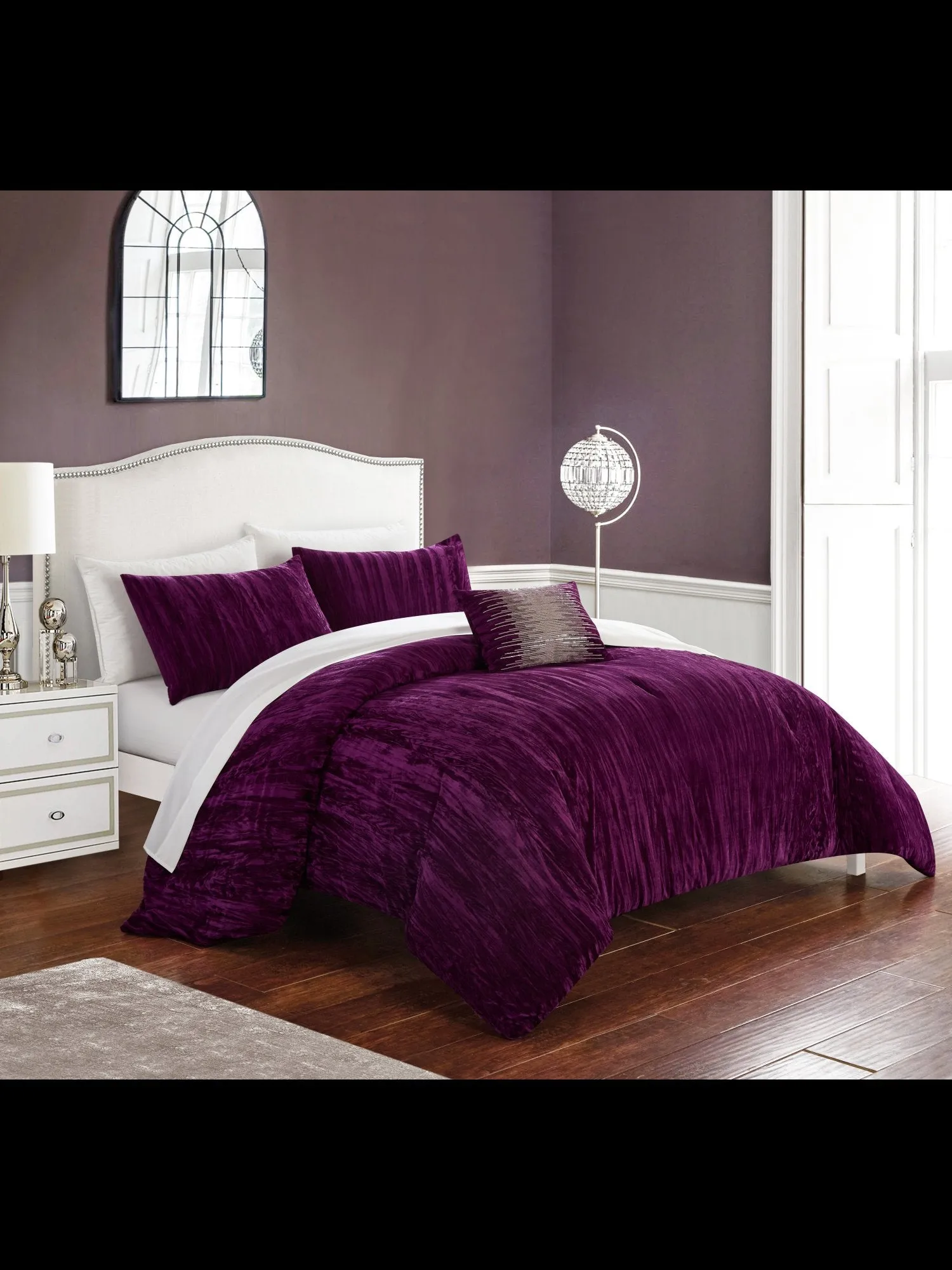 Westmont Queen-Size 4-Piece Comforter Set - NY&C x Chic Home