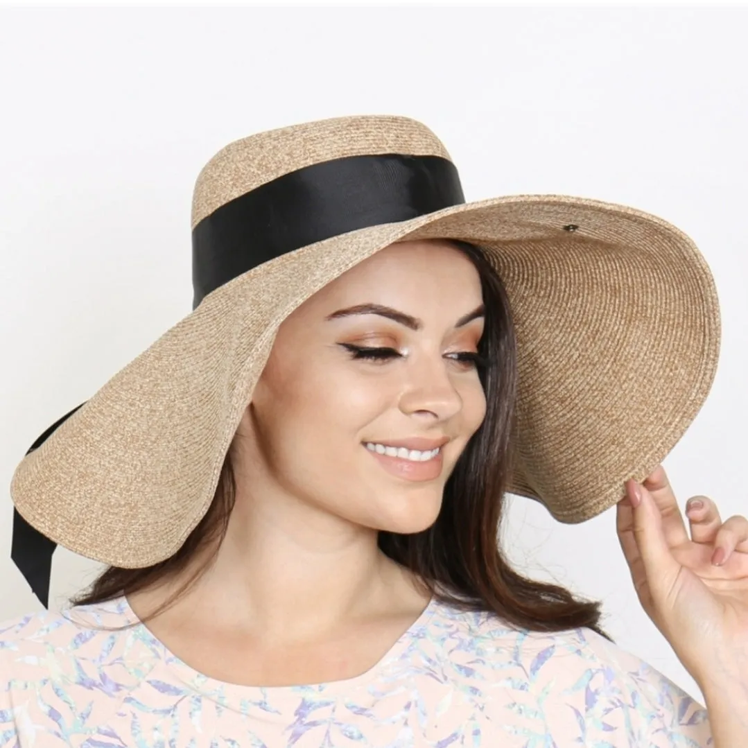 Wide Brim Roll-up Hat
