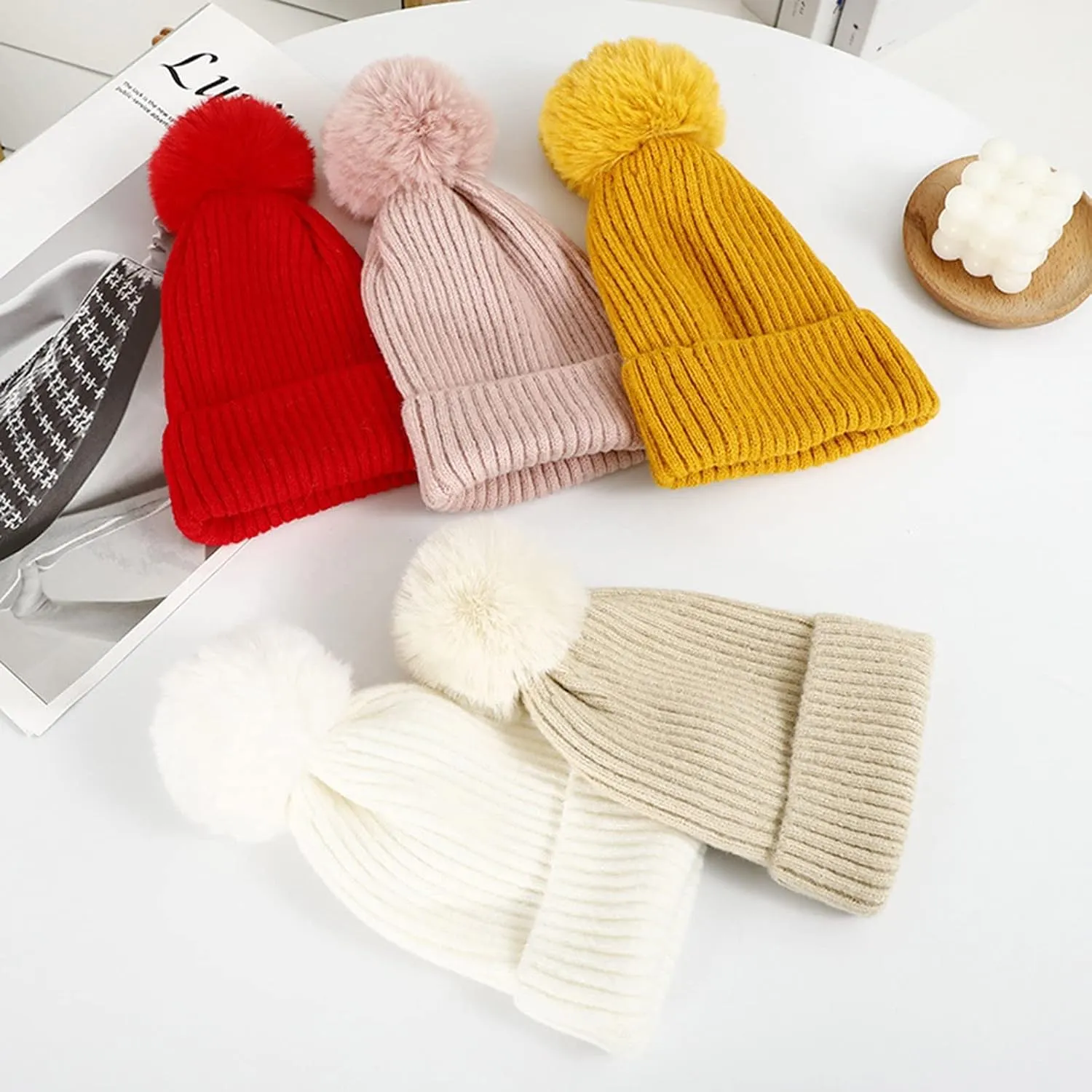 Winter Beanie Hats for Men Women, Fleece Lined Beanie Soft Warm Knit Hat Ski Stocking Cuffed Cap with Pompoms