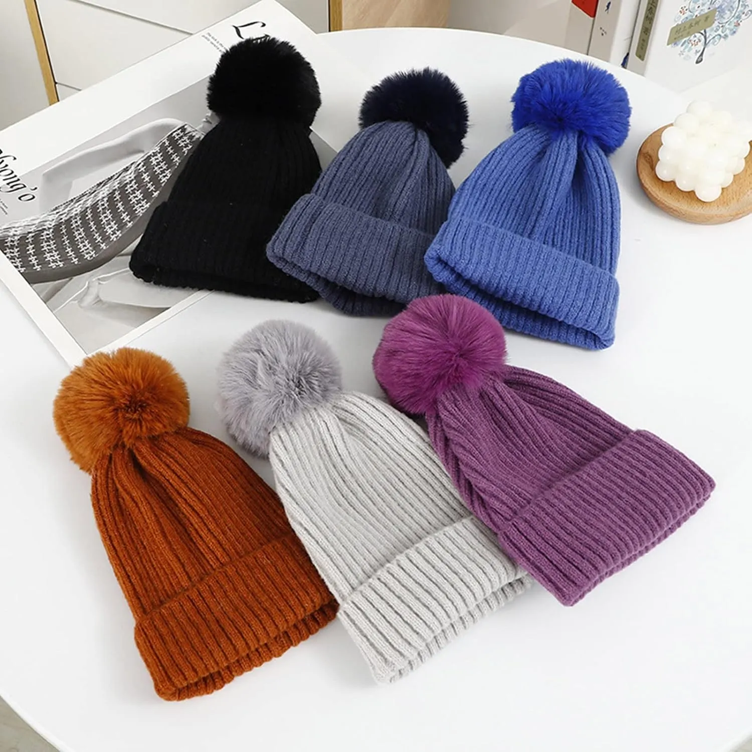 Winter Beanie Hats for Men Women, Fleece Lined Beanie Soft Warm Knit Hat Ski Stocking Cuffed Cap with Pompoms