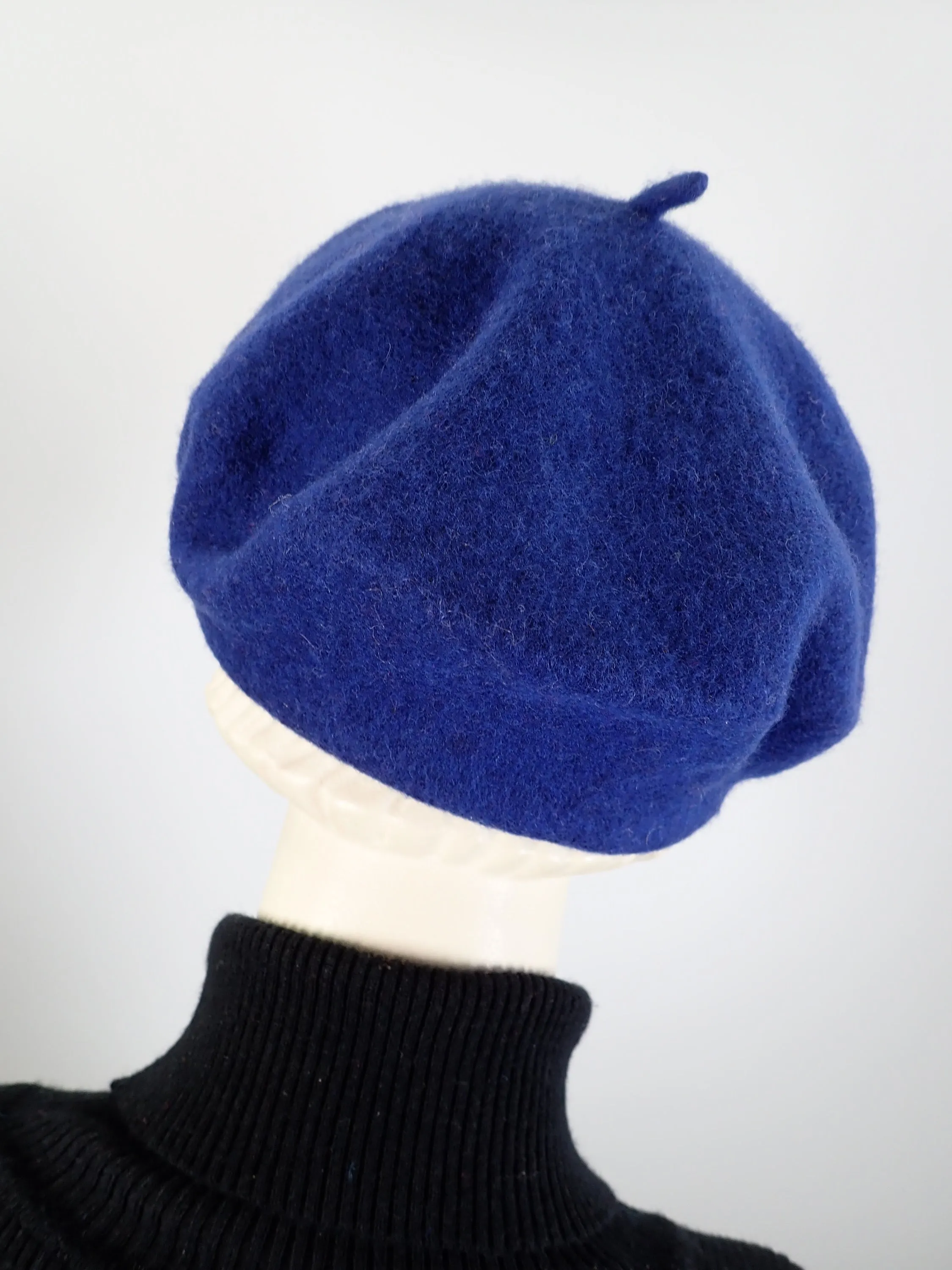 Womens light navy blue beret. French Beret Hat. Felted Wool tam hat. Womens soft Casual Hat. Classic warm travel beret for women.