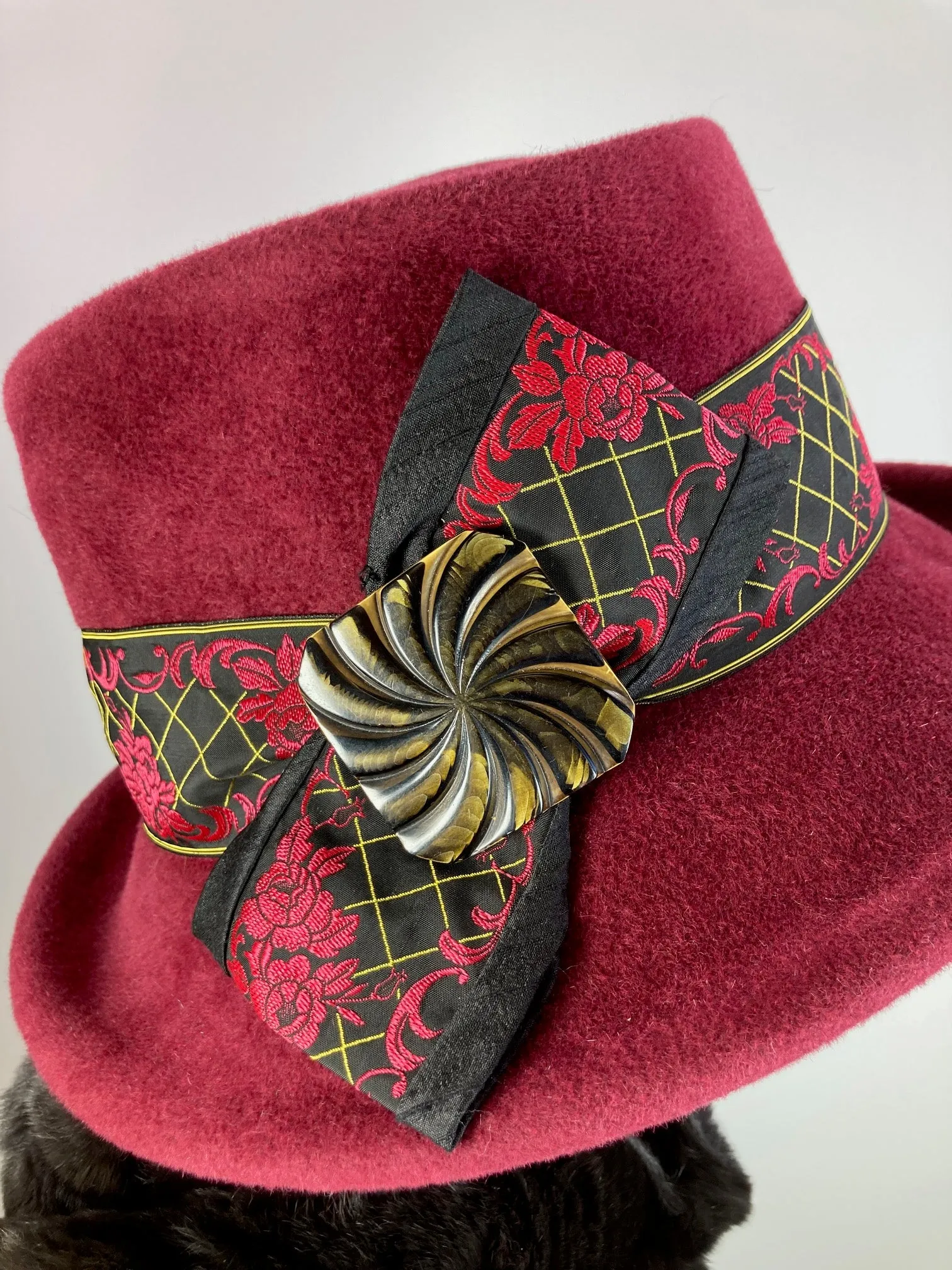 Women's Menswear Warm Wool Felt Pork Pie Fedora Hat in Burgundy Wine for Winter, Ladies Winter Fedora Hat